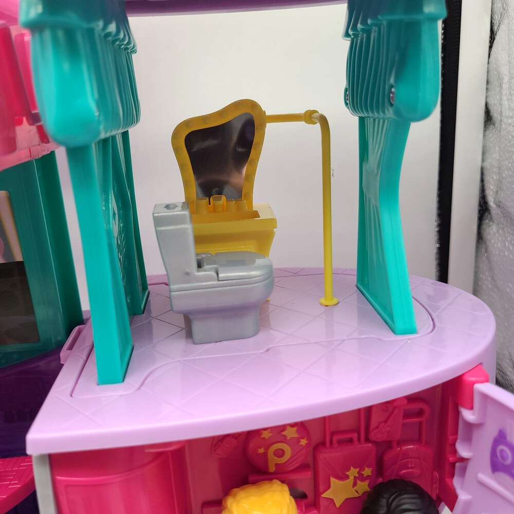 Polly Pocket Jumbo Jet Airplane Playset Mattel 2007 SUV Car Dolls Clothes Lot - Picture 9 of 16